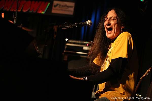 Ken Hensley — archive photograph 05