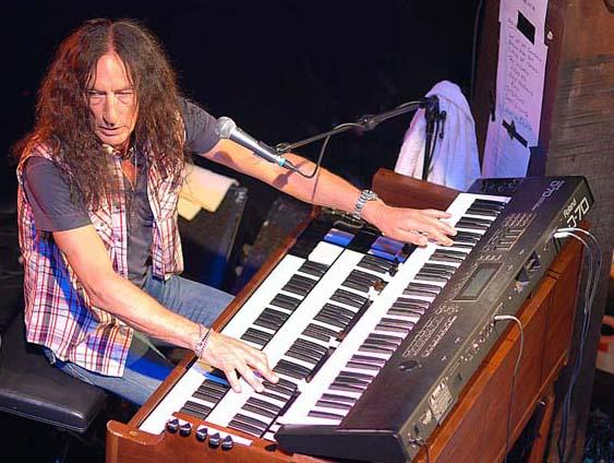 Ken Hensley — archive photograph 09